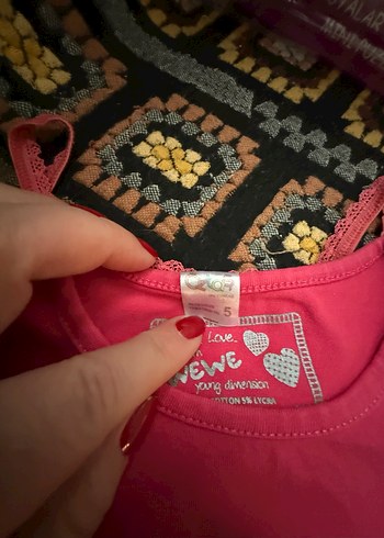 Kız Çocuk Renkli Baskılı Kısa Kollu Tişört - Görsel 4