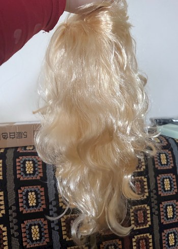 Parlak Sarı Dalgalı Sentetik Bayan Peruk - Görsel 8