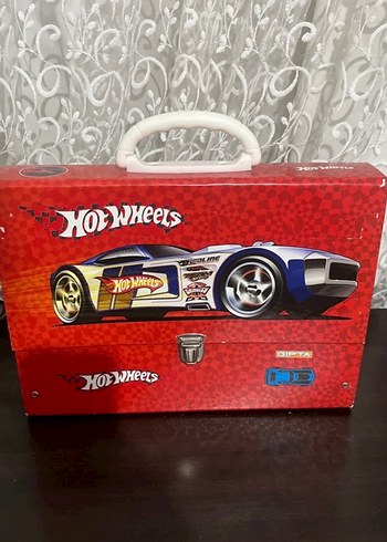 Hot Wheels Çocuk Okul Çantası