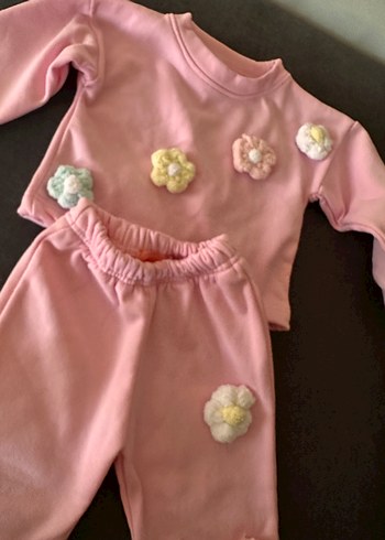 1,5 Yaş Beden pembe Renk Pembe Çiçekli Bebek Kız Takımı Uzun Kollu