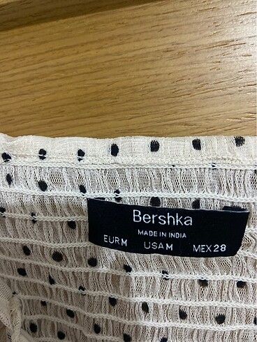 Bershka Bershka puantiyeli beyaz bluz