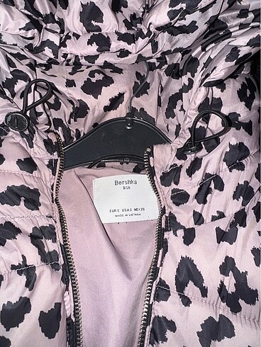 Bershka Şişme mont