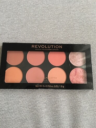 Revolutıon Blush Palette