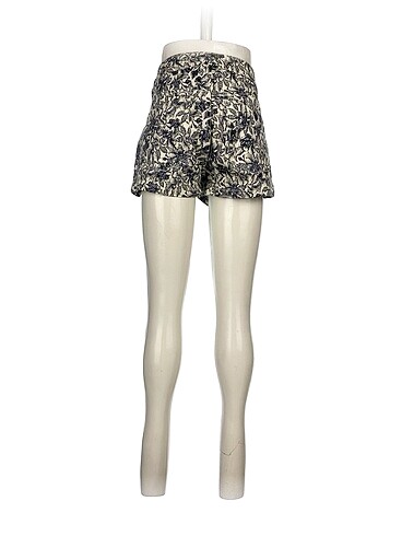 34 Beden H&M Mini Şort %70 İndirimli.