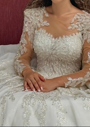 Parlak Beyaz Uzun Kollu Prenses Gelinlik - Görsel 2