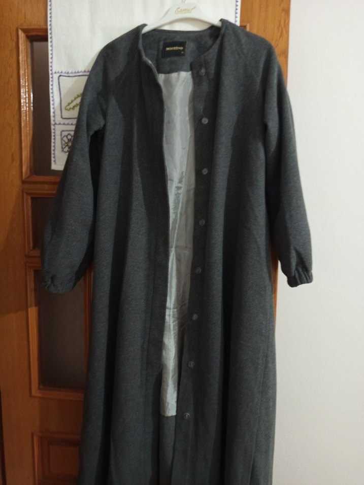 Gri Uzun Bol Kesim Kaban - Görsel 2