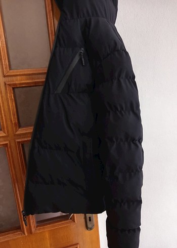 Erkek Siyah Kapüşonlu Kış Montu - Görsel 3