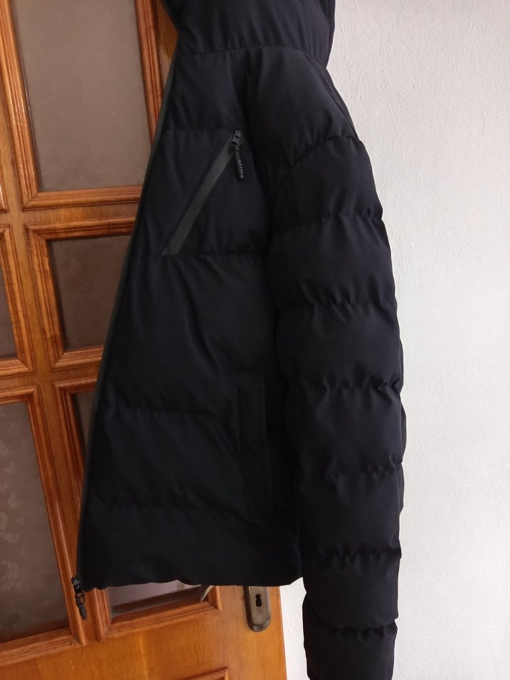 Erkek Siyah Kapüşonlu Kış Montu - Görsel 3