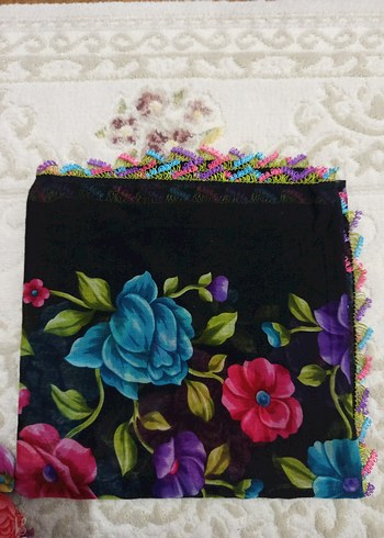 Dantel Detaylı Kırmızı Kadın Fular - Görsel 5