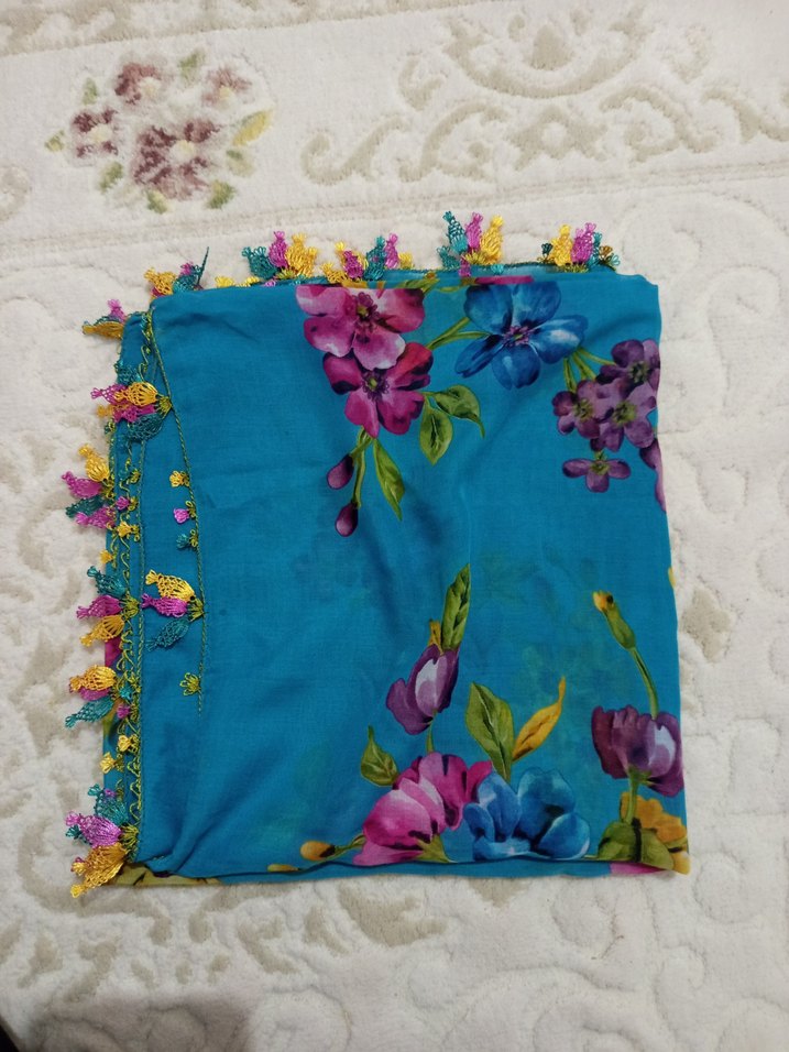 Dantel Detaylı Kırmızı Kadın Fular - Görsel 4