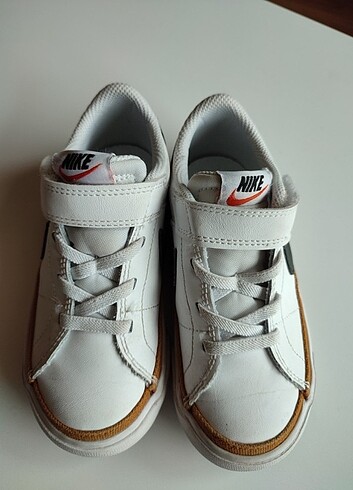 26 Beden Nike Court Legacy çocuk ayakkabı