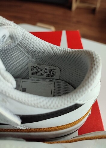 26 Beden beyaz Renk Nike Court Legacy çocuk ayakkabı