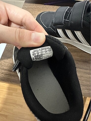 25 Beden Adidas spor ayakkabı