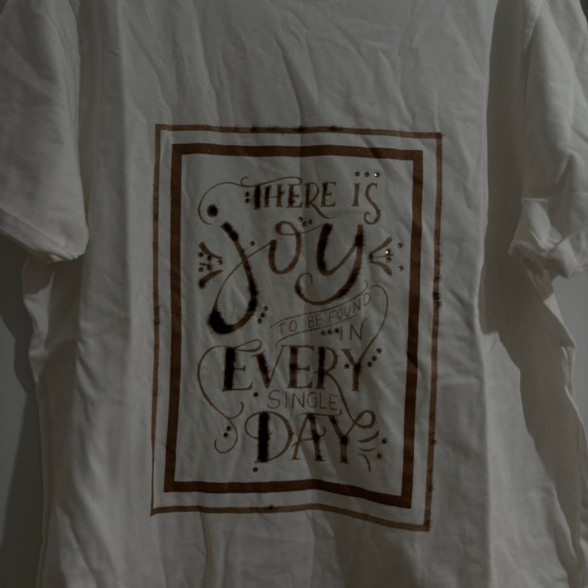 Beyaz Baskılı Kısa Kollu Kadın Tişört - Görsel 2