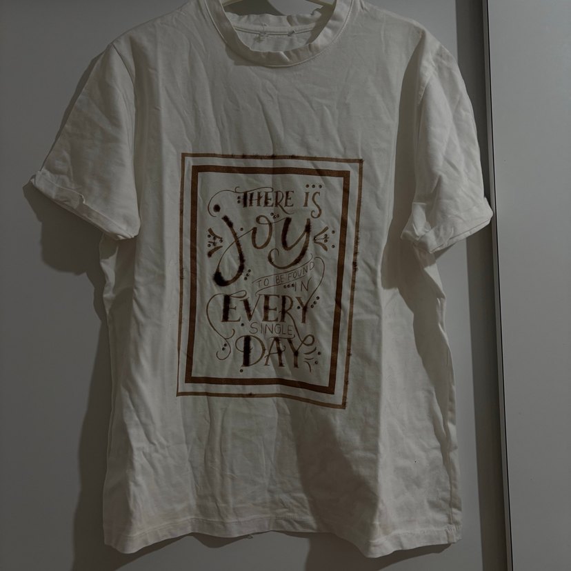 Beyaz Baskılı Kısa Kollu Kadın Tişört - Görsel 3