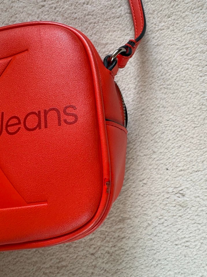 Calvin Klein Kırmızı Deri Kadın Çapraz Çanta - Görsel 3