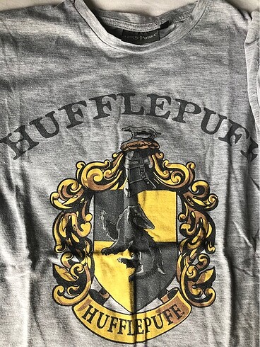 Diğer HUFFLEPUFF LİSANSLI T-SHIRT HARRY POTTER