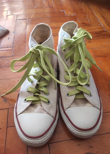 Beyaz Elastik Bağcıklı Spor AyakkabıConverse