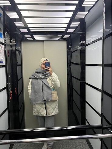 LC Waikiki Kapitone beyaz mont