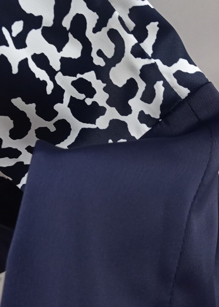 Şık saten anne elbisesi - Görsel 2