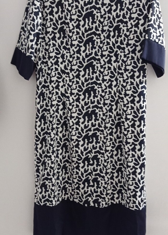 Şık saten anne elbisesi - Görsel 4