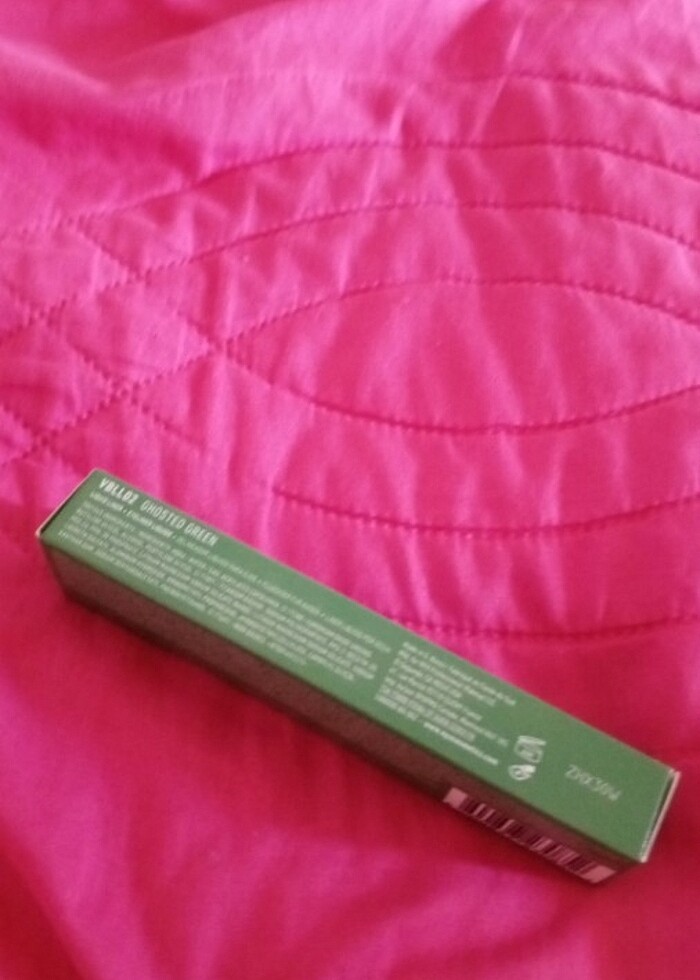 Nyx Professional Makeup  Vivid Brights eyeliner - Görsel 2