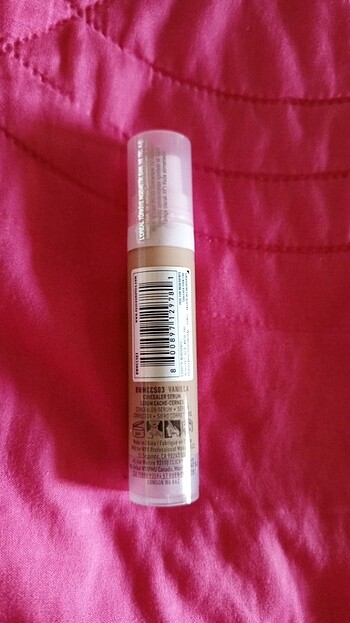 NYX Nyx Professional Makeup bare with me concealer serum Vanilla re