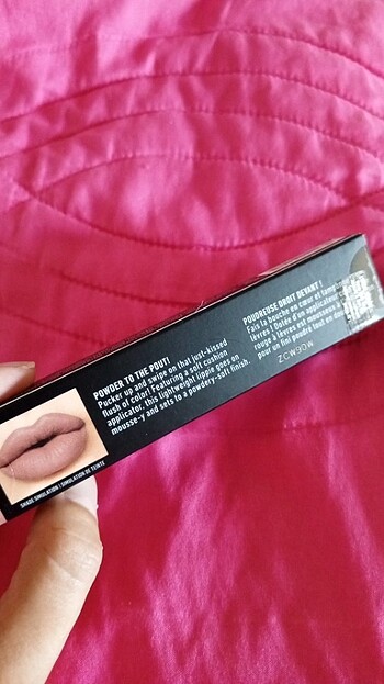 Nyx Professional Makeup powder puff lippie - Görsel 3