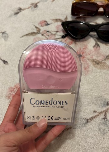 Pembe Silikon Elektrikli Yüz Temizleyici