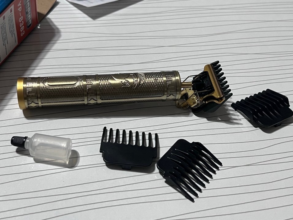 Şarjlı Tıraş Makinesi - Saç/Sakal/Vücut - Görsel 5