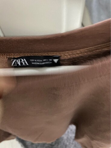 Zara Sweatshirt