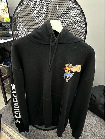 Siyah sweatshirt