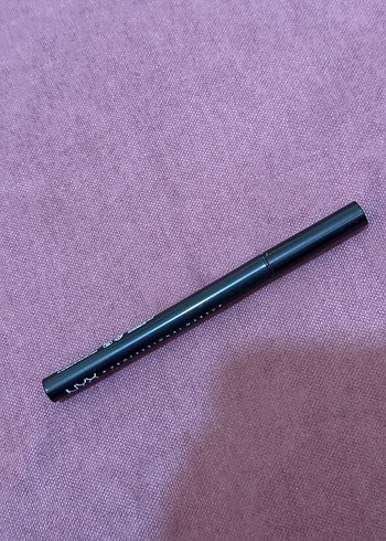 NYX Mor Göz Kalemi - Görsel 3