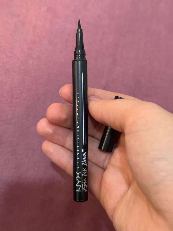 NYX Mor Göz Kalemi - Görsel 4