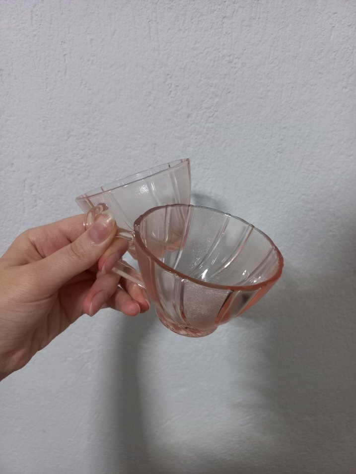 Pastel Pembe Cam Fincan - Görsel 3