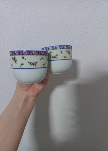 Pastel Renkli Çiçek Desenli Beyaz Fincan - Görsel 3