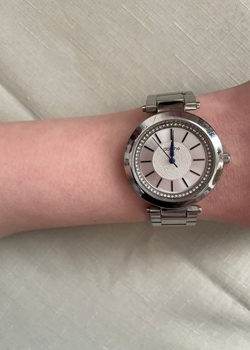 Gri Kadın Kol Saati, Tokalı, Modern Tasarım - Görsel 2