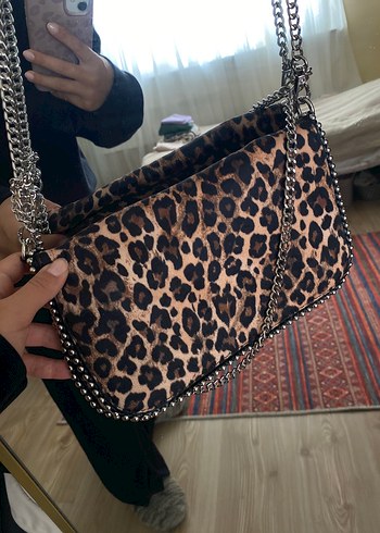 Bershka Leopar Canta Omuzdan Askili