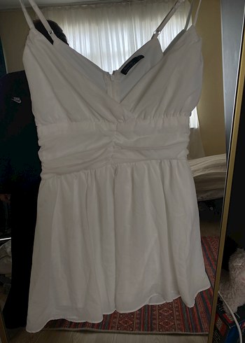 Diğer Minimal Beyaz Elbise Sifon Tul