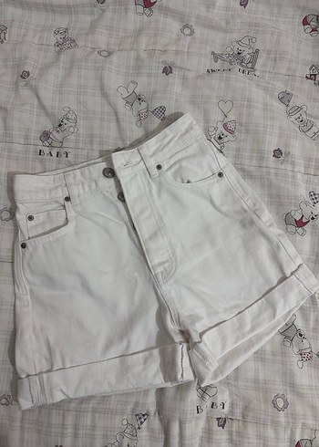 Beyaz Kadın Mini Denim Şort