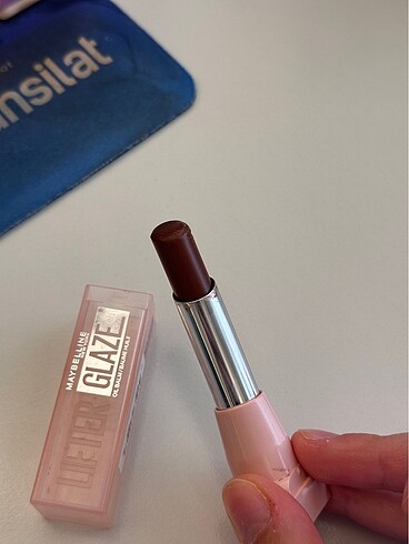 Beden Maybelline Glaze Ruj