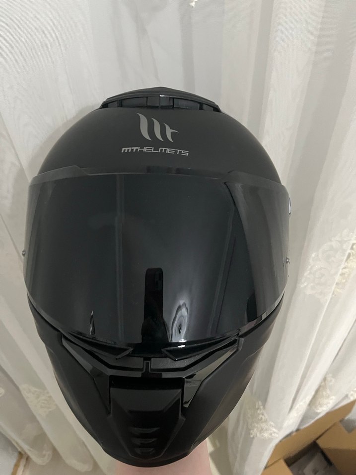 MT Thunder 4SV A1 Siyah Motor Motosiklet Kaskı - Görsel 2