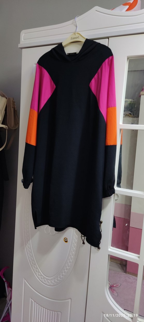 Renkli Uzun Kollu Kadın Tunik - Görsel 3