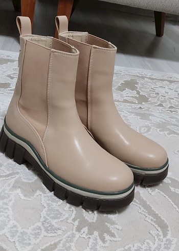 Bej Kadın Blok Topuklu Bot - Görsel 3