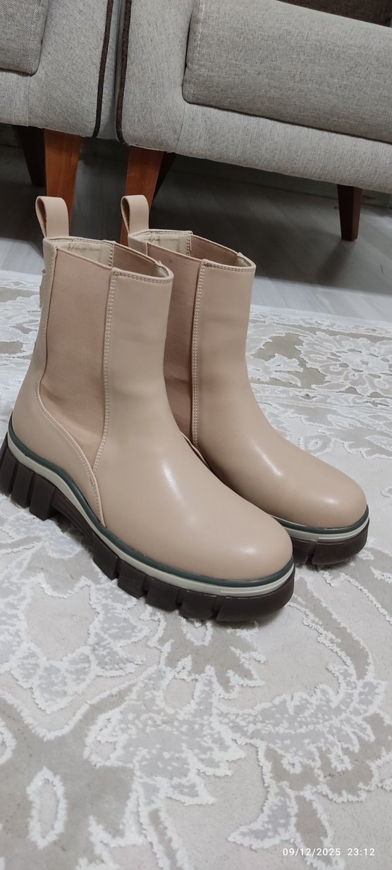 Bej Kadın Blok Topuklu Bot - Görsel 3