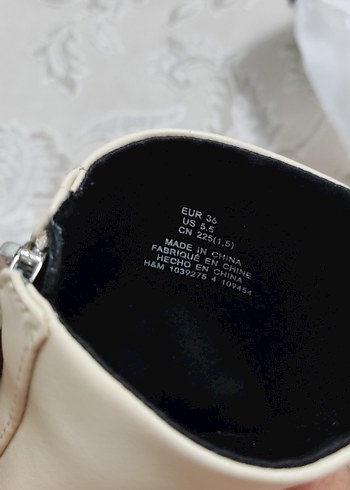 Bej Deri Fermuarlı Platform Kadın Bot - Görsel 3