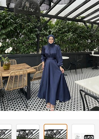 Uzun Kollu Yüksek Yakalı Gotik Kadın Elbisesi - Görsel 2