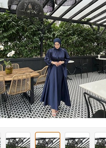 Uzun Kollu Yüksek Yakalı Gotik Kadın Elbisesi - Görsel 3