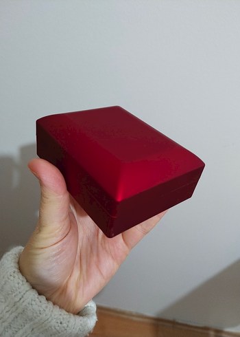 Klasik Elegan  Işıkli Kırmızı Parlak Kadın Bileklik Kutusu - Görsel 6