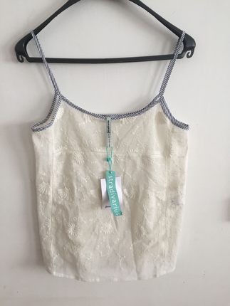 Stradivarius çok şık işlemeli bluz